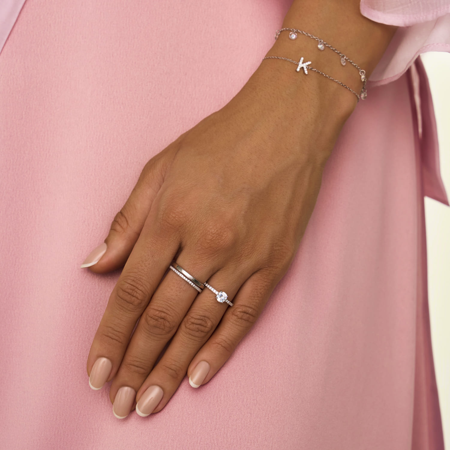 Кольцо серебро 925 дорожка с камнем ювелирное Кольцо серебро 925 дорожка с камнем ювелирное