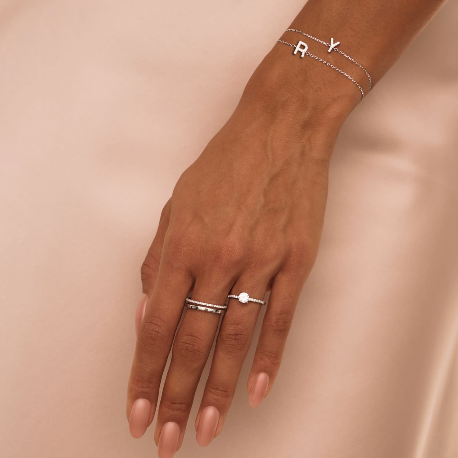 Кольцо серебро 925 дорожка с камнем ювелирное Кольцо серебро 925 дорожка с камнем ювелирное