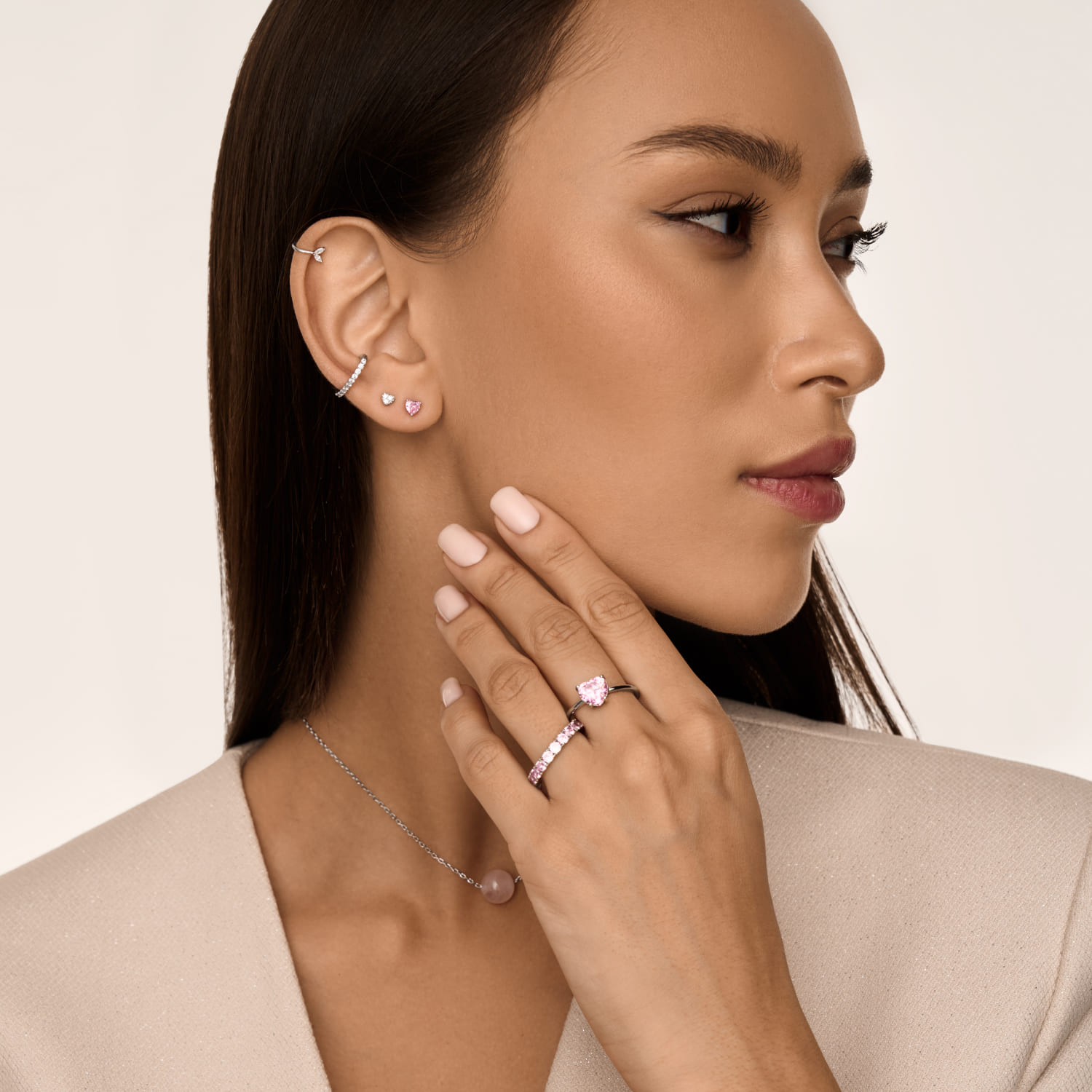 Серебряное кольцо Simone с розовым сердцем Серебряное кольцо Simone с розовым сердцем